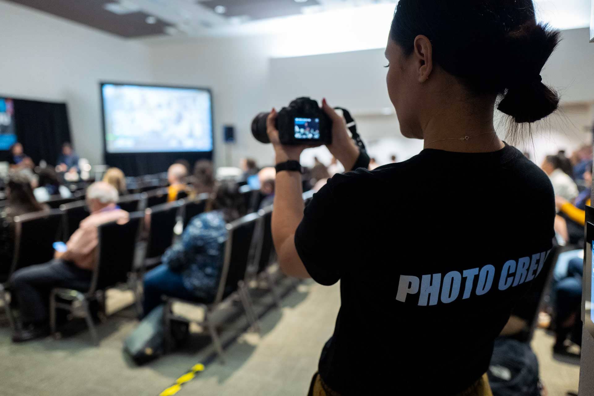Blue Barn photographer capturing a corporate breakout session