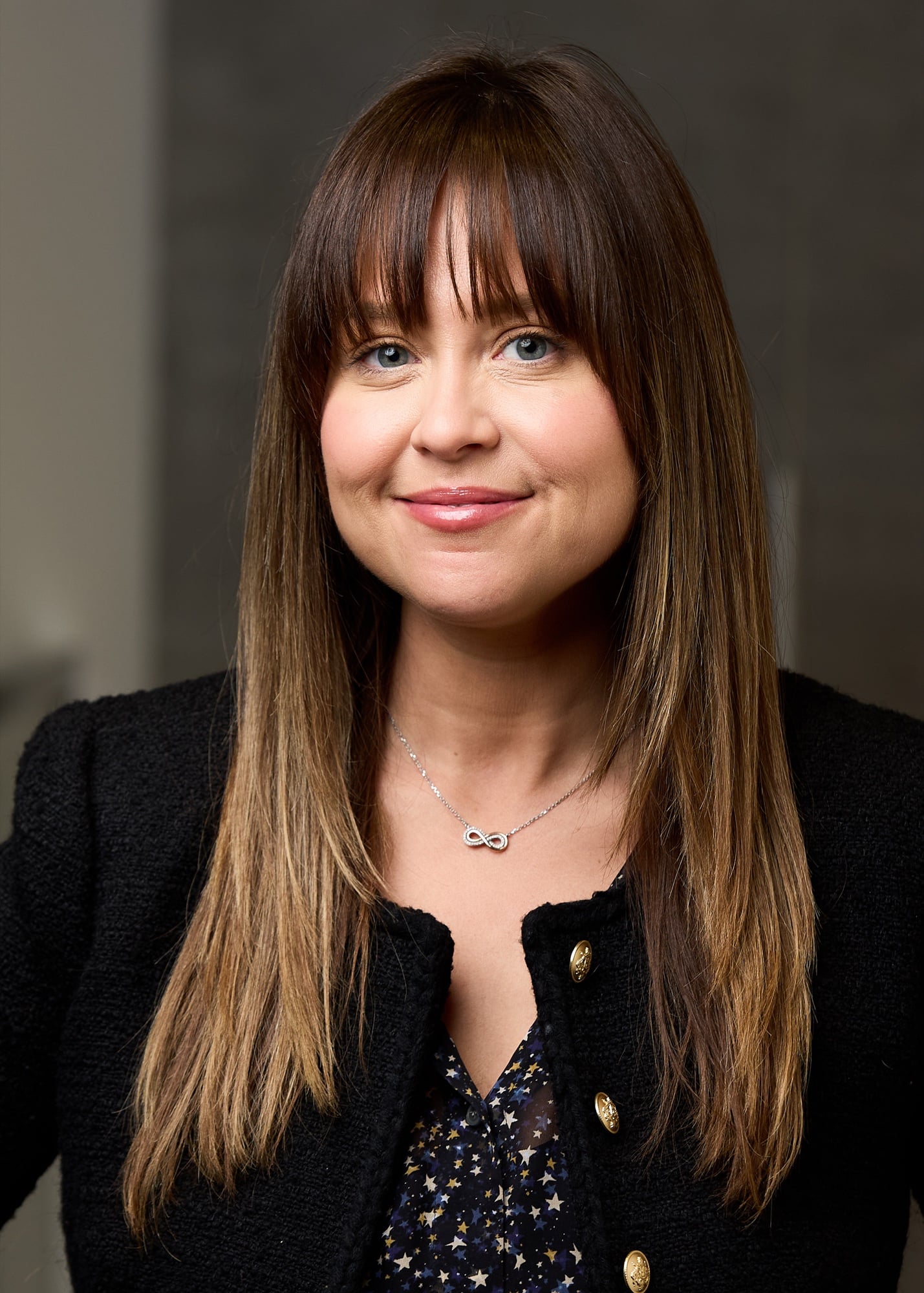 Studio corporate headshot — Andrea Moser